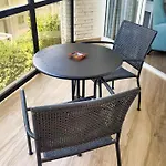 Апартаменты Skol 242 Excellent One Bedroom With Sea Views *