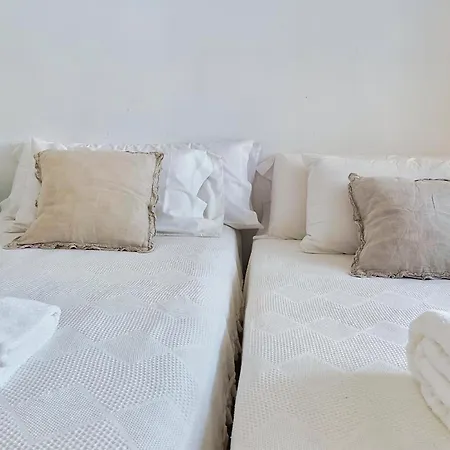 Skol 242 Excellent One Bedroom With Sea Views * 马尔韦利亚