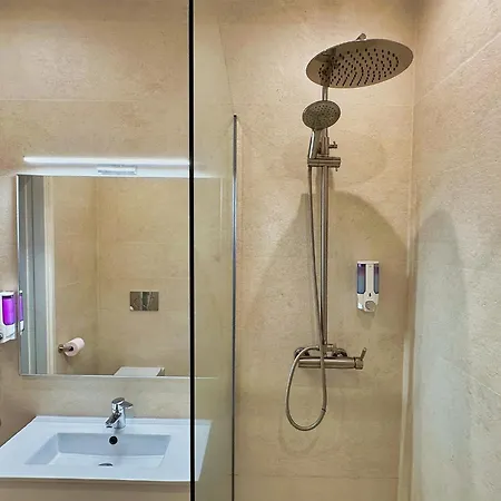 Skol 242 Excellent One Bedroom With Sea Views 公寓 *