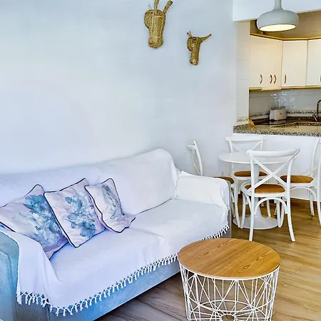 Skol 242 Excellent One Bedroom With Sea Views 公寓 *