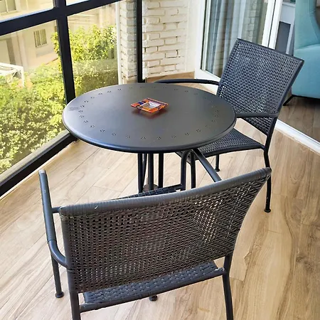 Lägenhet Skol 242 Excellent One Bedroom With Sea Views *