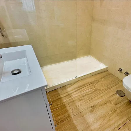 Апартаменты Skol 242 Excellent One Bedroom With Sea Views *